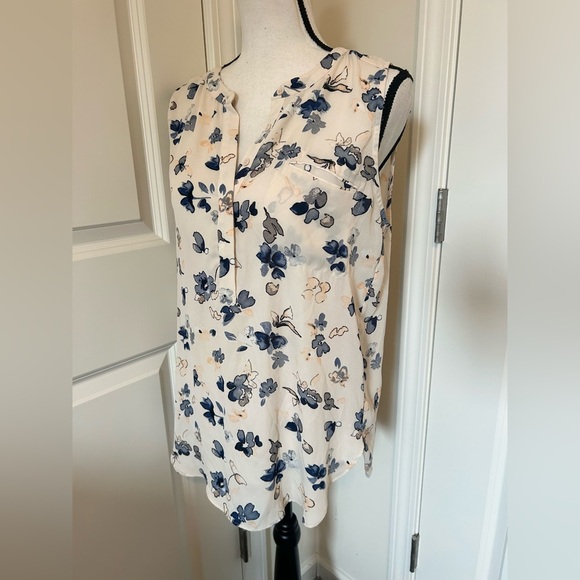 Floral Sleeveless Blouse tunic with pocket - Picture 1 of 5